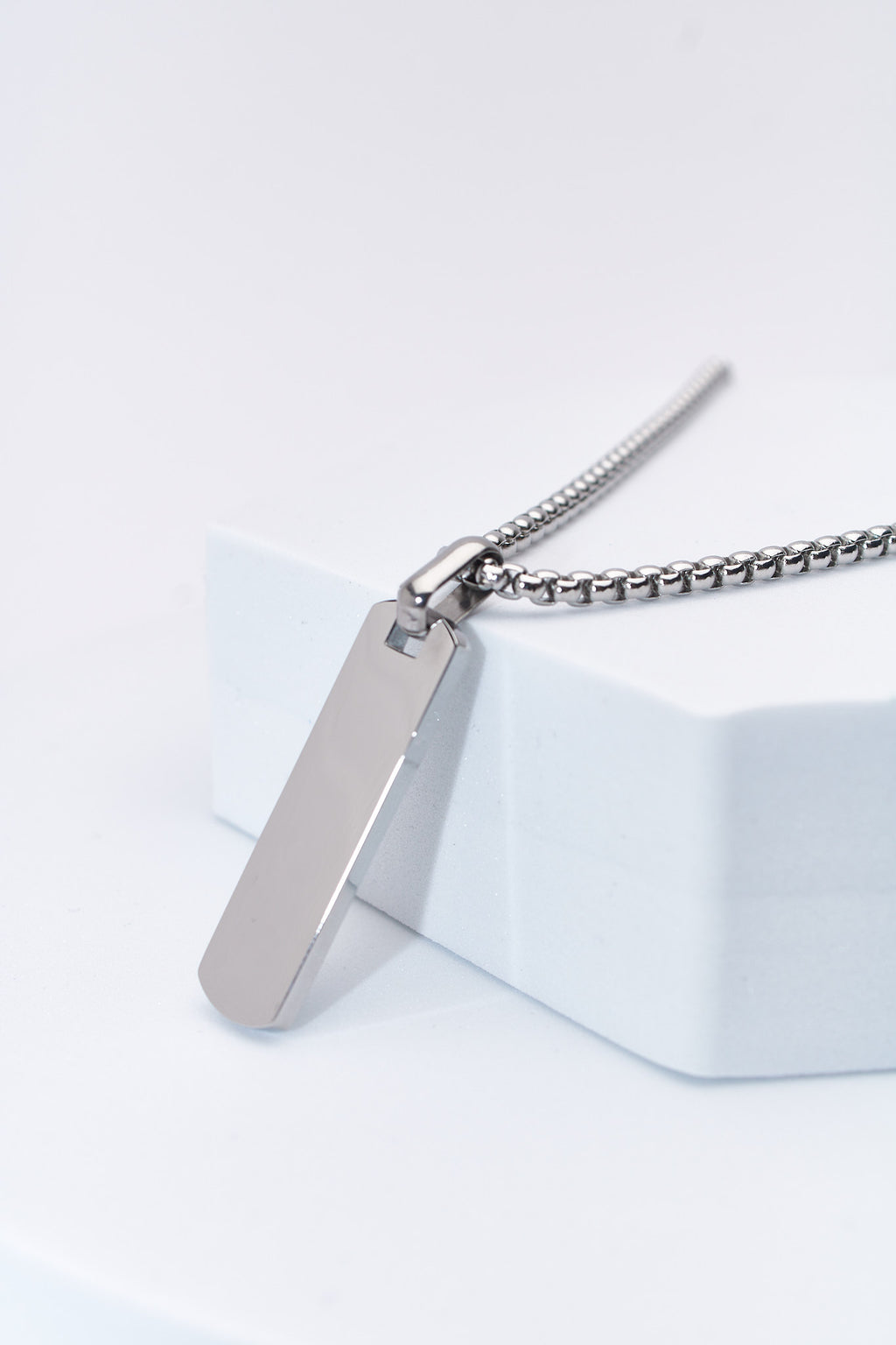 Collar placa rectangular lisa — acero inoxidable plateado