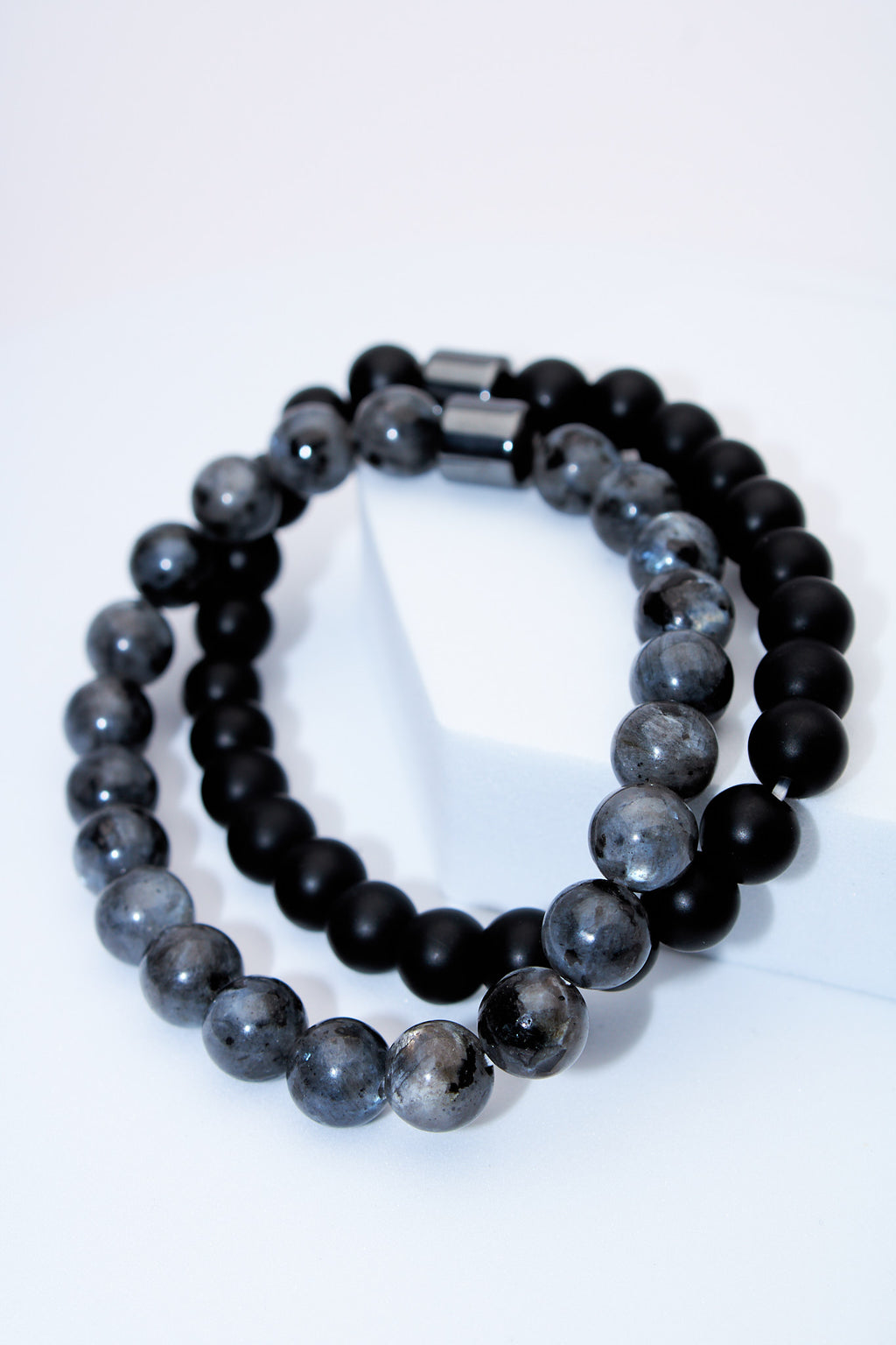 Set pulseras elasticas lava negra y piedra gris jaspeada