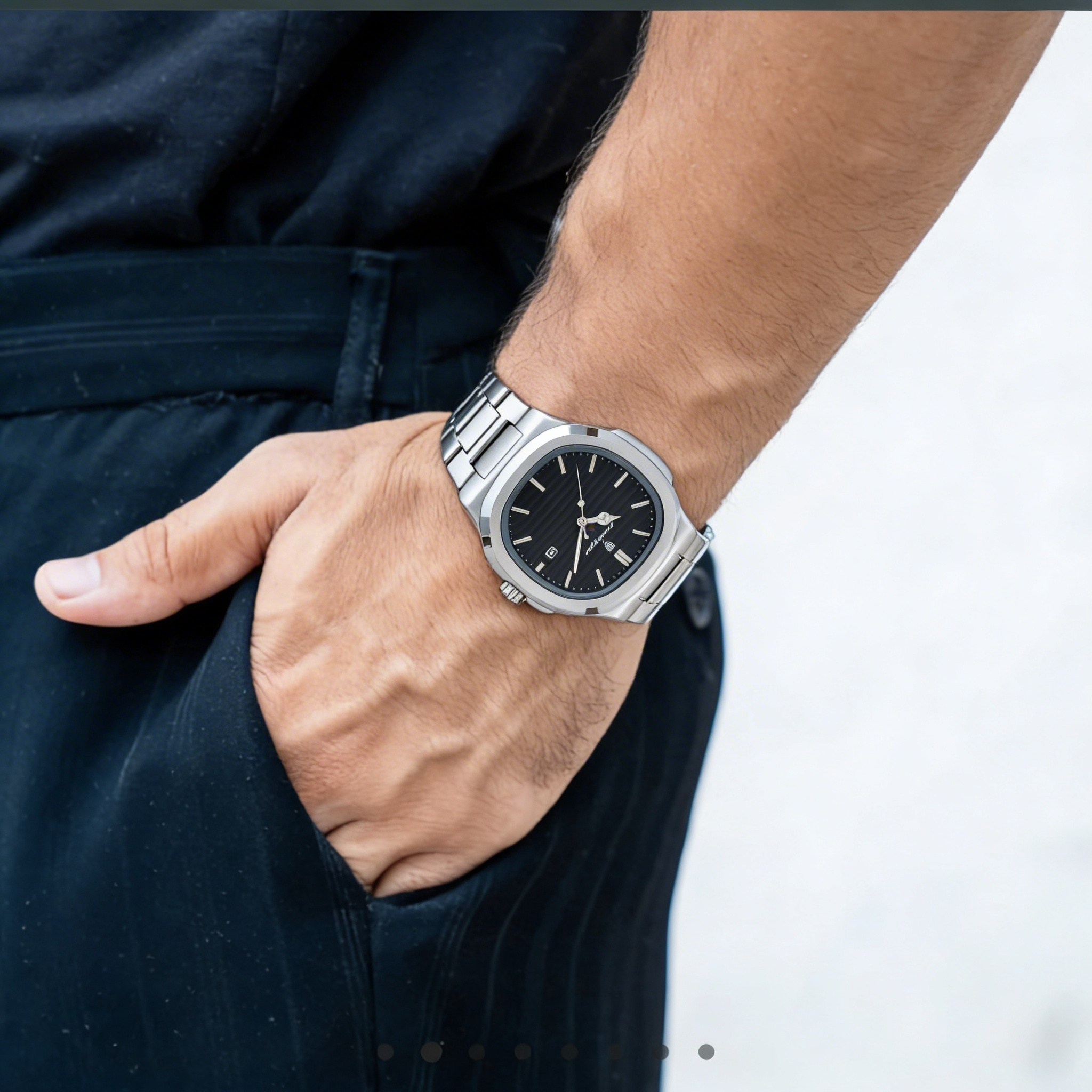 Reloj Poedagar Acero Esfera Negra Texturizada